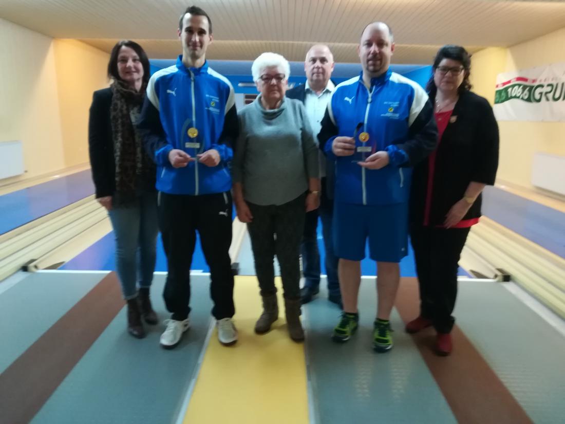 von links: GR. Margit KESHMIRI, Roman GERDENITSCH, Gertrude SCHERER, StR. Heinz AHRER, Roman TORREITER, LAbg. GR. Helga AHRER. von links: GR. Margit KESHMIRI, Roman GERDENITSCH, Gertrude SCHERER, StR. Heinz AHRER, Roman TORREITER, LAbg. GR. Helga AHRER.